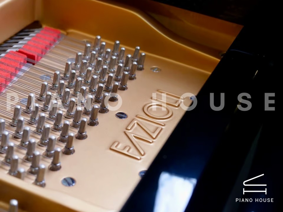 Fazioli F212 - Strauss Edition