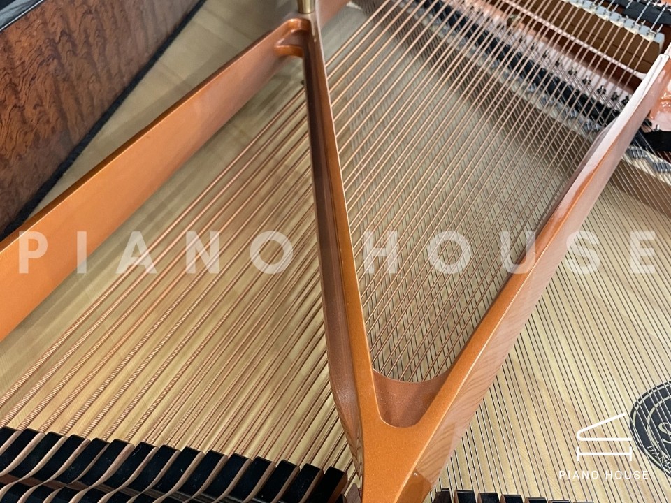 Schimmel Classic C213 Tradition