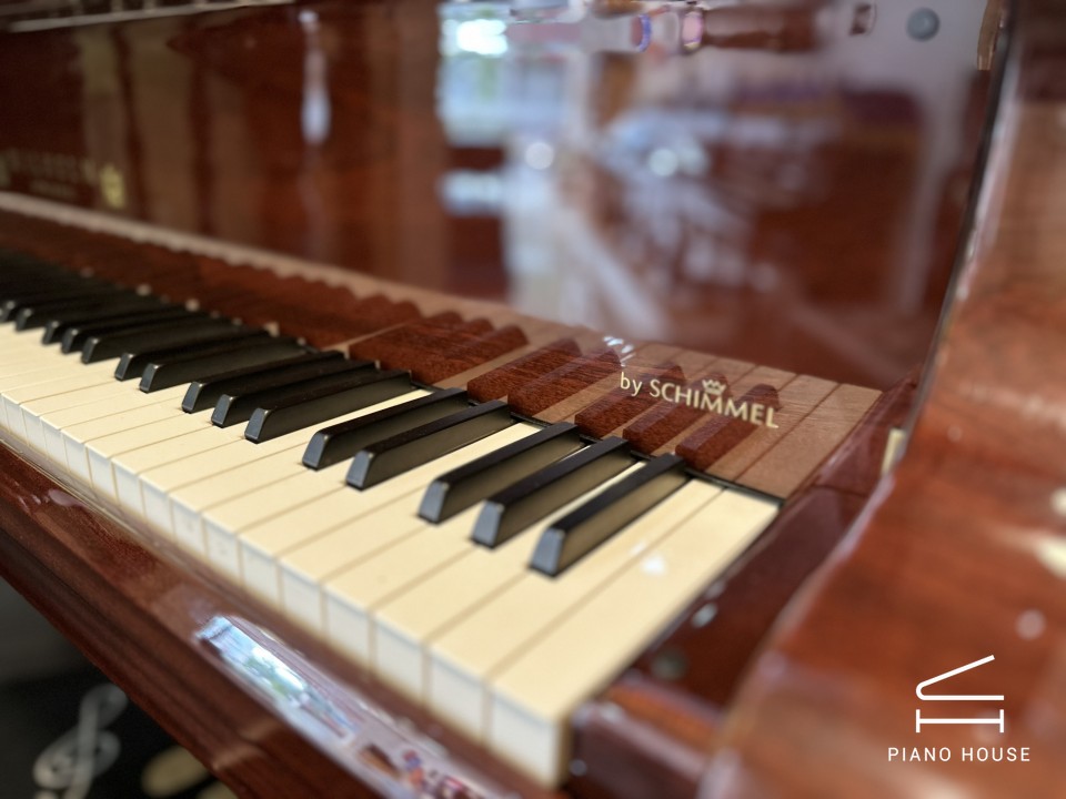 Wilhelm Schimmel W180 Tradition Mahogany (USED)