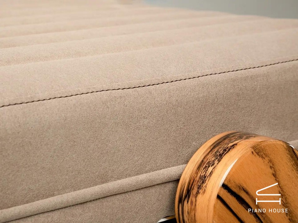 Schimmel Classic C169 White Ebony