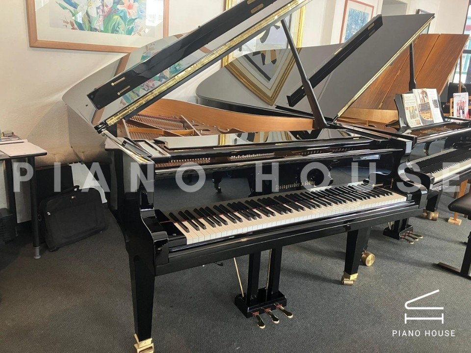 Steingraeber C-212 Chamber Concert Grand
