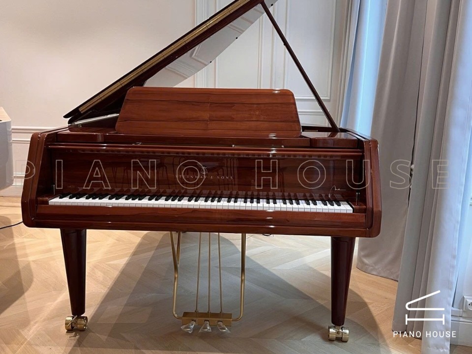 Steinway & Sons Noé Limited Edition (Deep Burgundy Red)