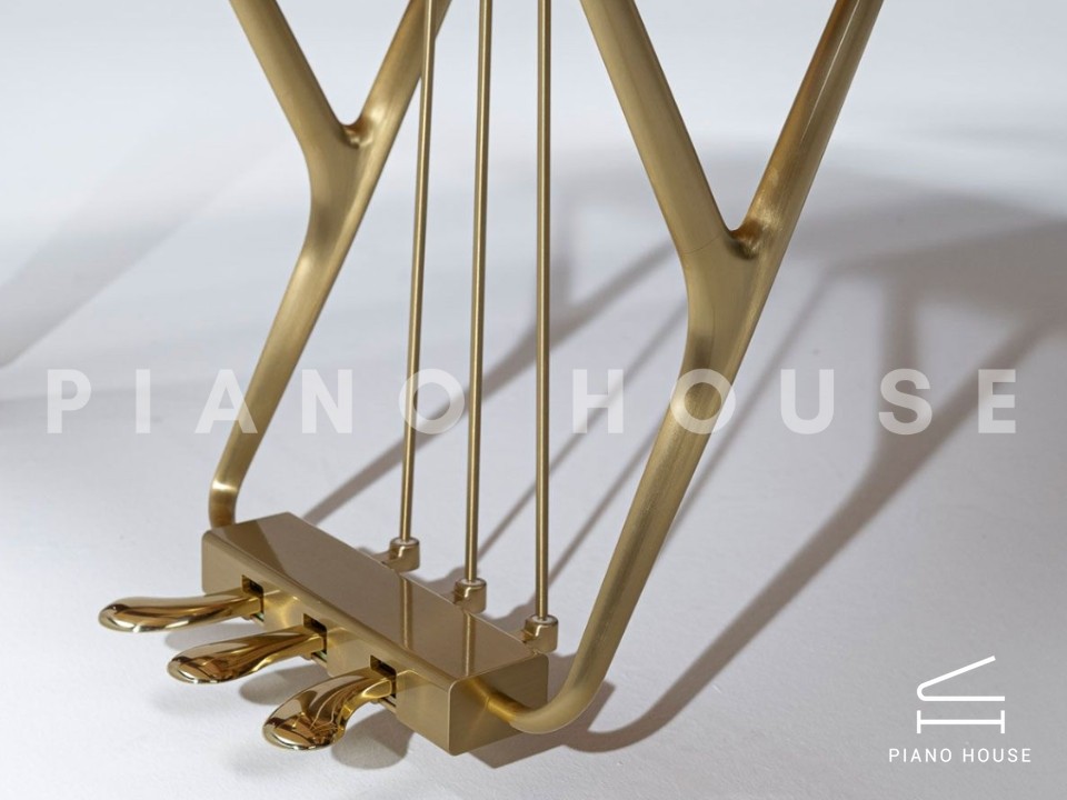 Steinway & Sons Noé Limited Edition (Deep Burgundy Red)