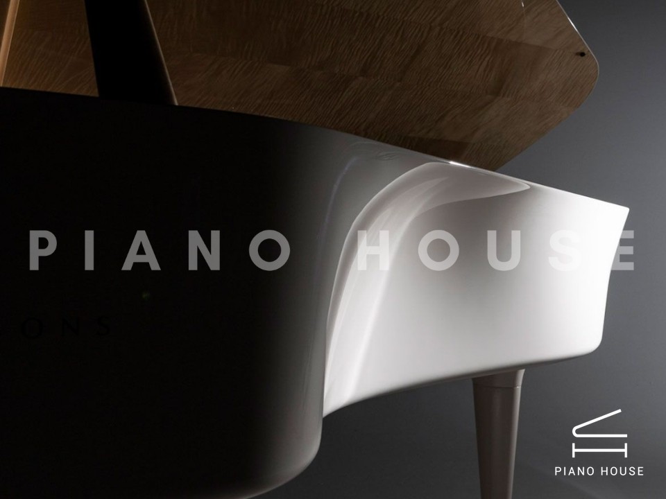 Steinway & Sons Noé Limited Edition (Ivory White)