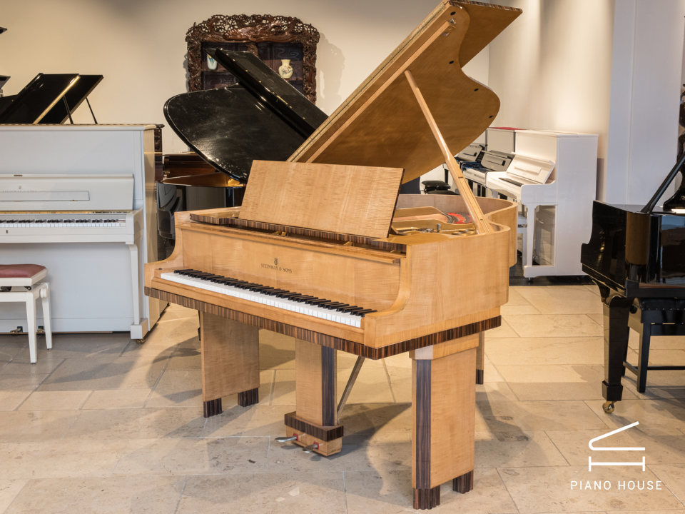 STEINWAY M-170 Art Deco Grand C1933