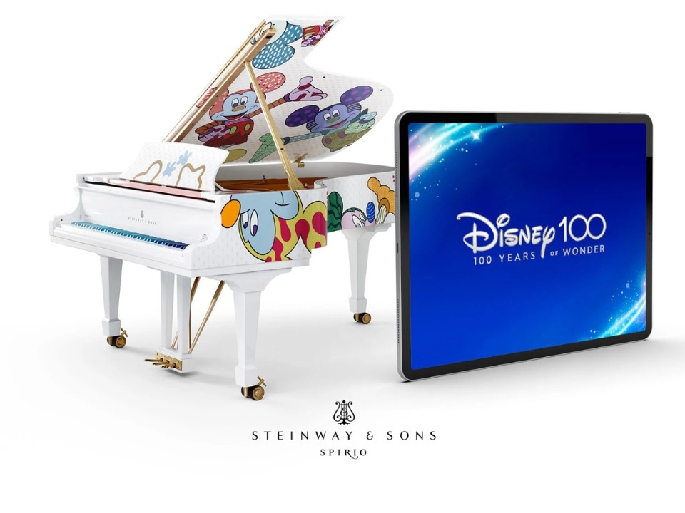 Steinway & Sons X Disney (Micky Mouse Limited Edition)