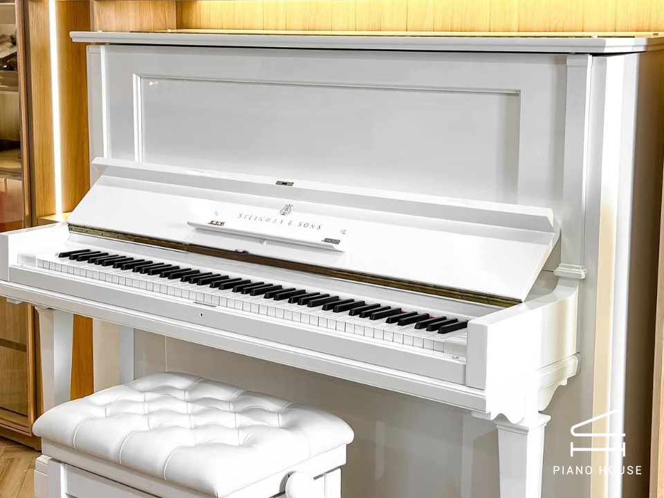 STEINWAY K-132 WH