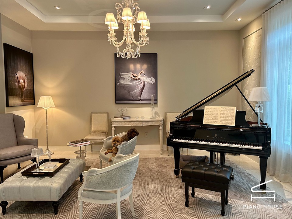 STEINWAY MODEL O-180