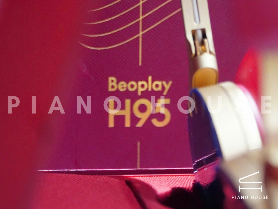 Tai Nghe B&O Beoplay H95 Lunar Red (Open Box 99%)