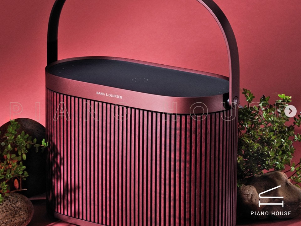 Loa B&O Beosound A5 Cranberry Red