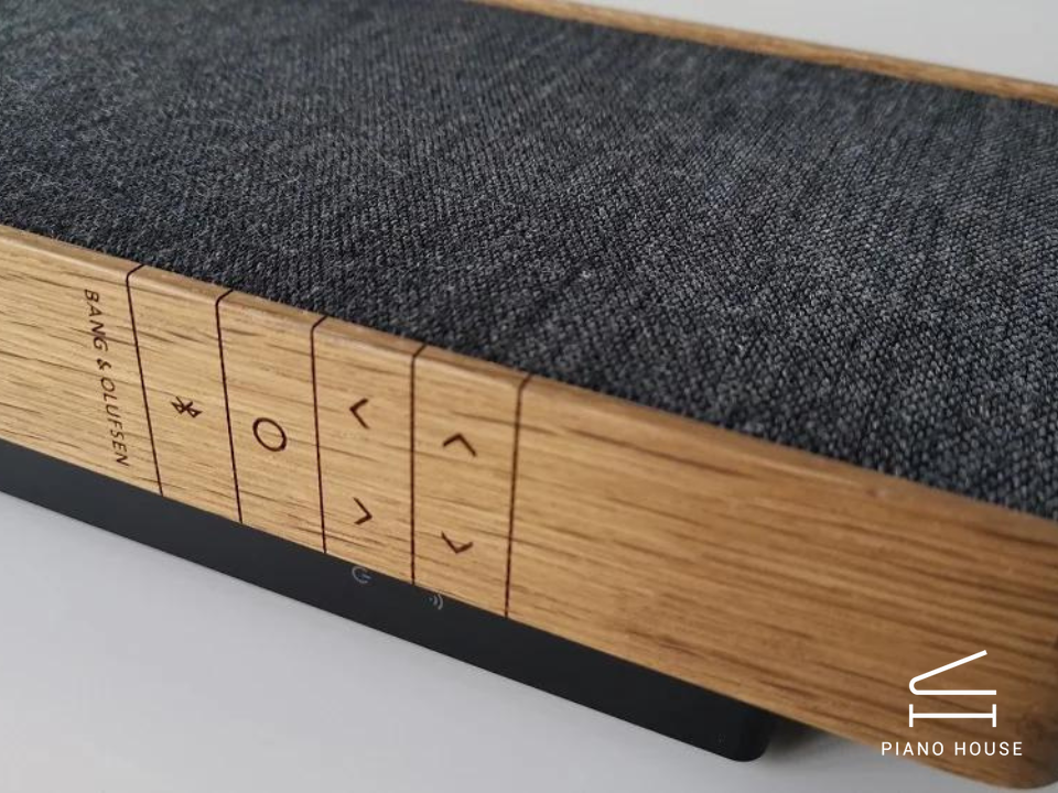 Loa B&O Beosound Stage Smoked Oak