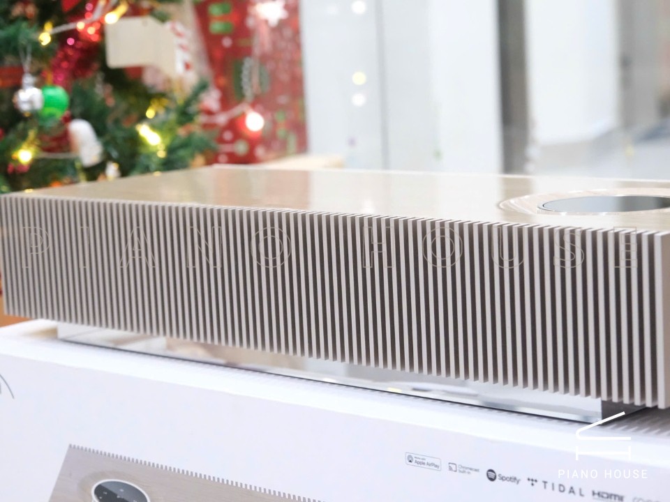 Loa Naim Muso 2 - Wood Edition - Light Oak (Like New)