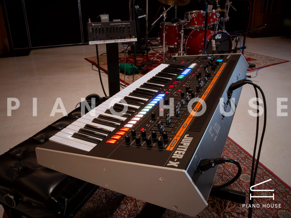 Roland JUPITER X