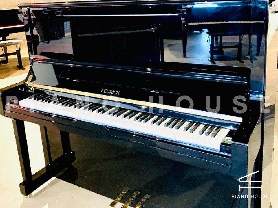 FEURICH 133 Concert (Black Polished)