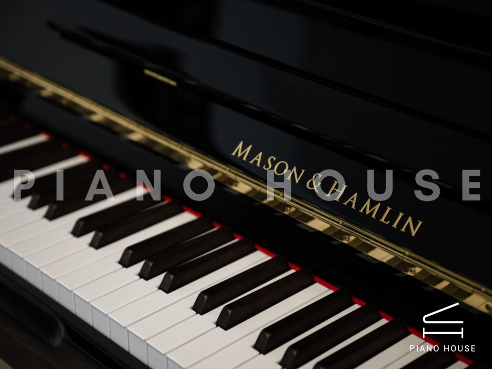 MHA-131U - Artist Series