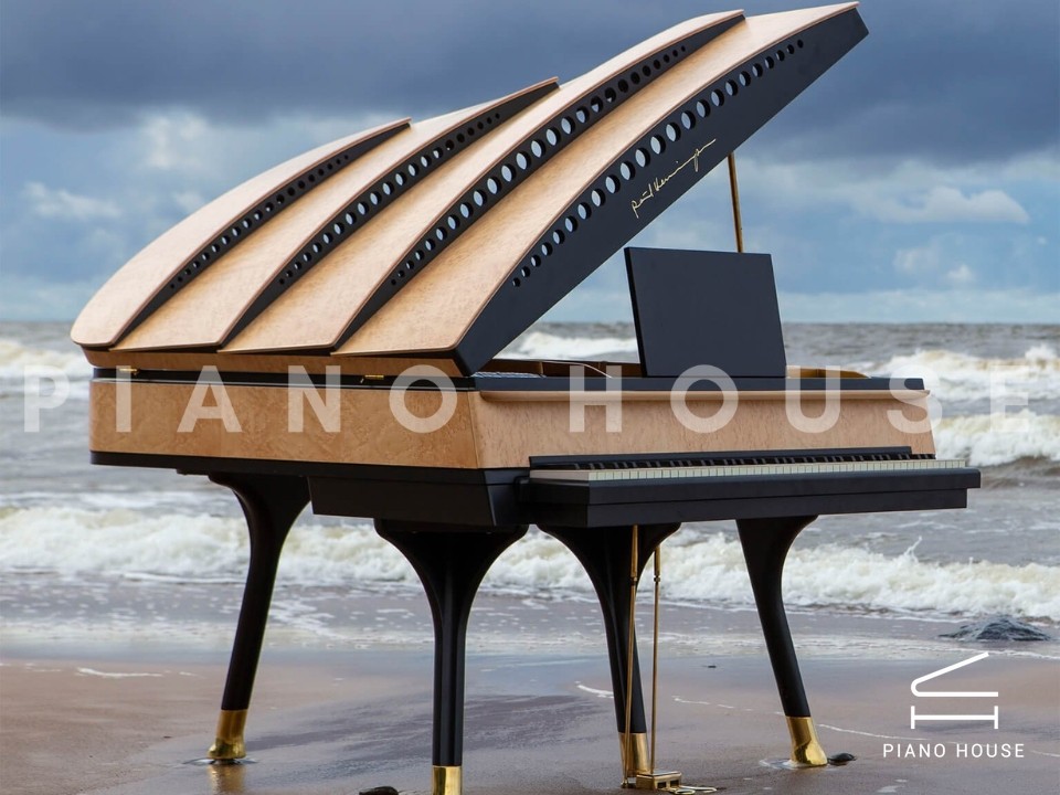 PH Bow Grand Piano (Legacy Edition)