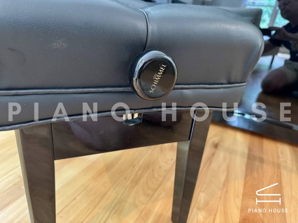 Schimmel Classic C121 Tradition (Ebony High Gloss)