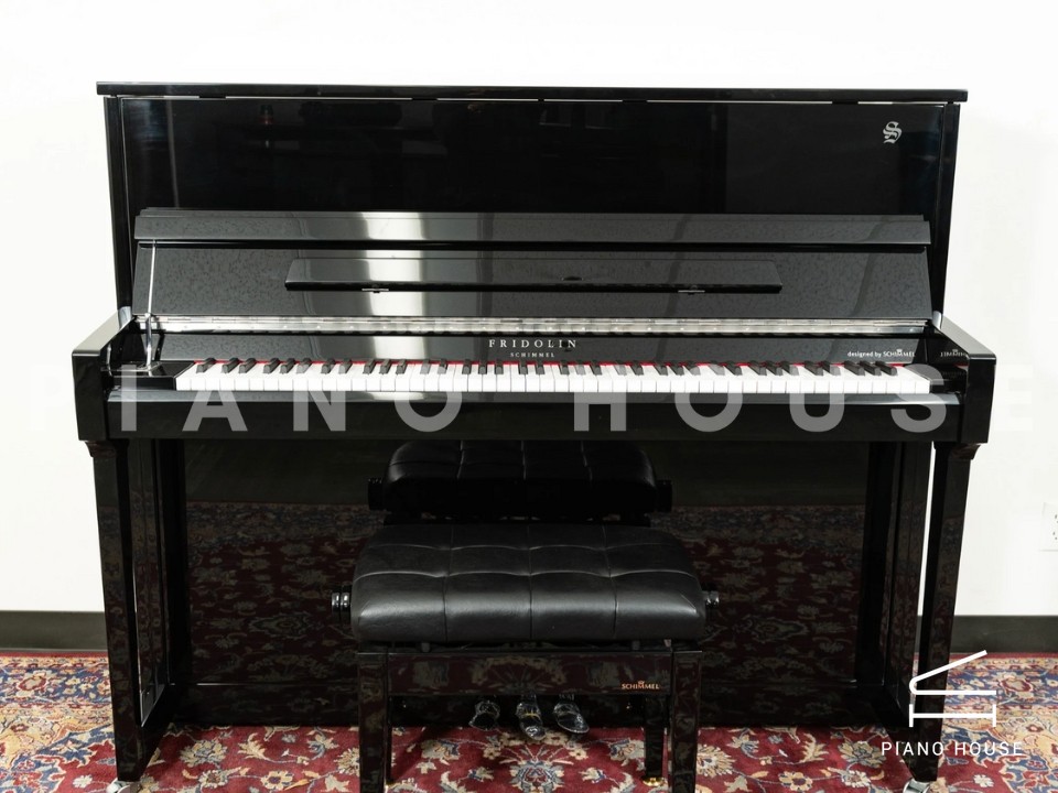 Fridolin Schimmel F123 Tradition (Ebony High Gloss)