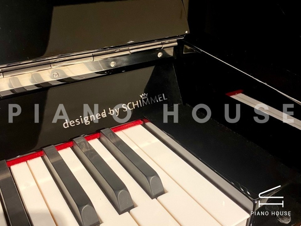 Fridolin Schimmel F130 Tradition (Ebony High Gloss)