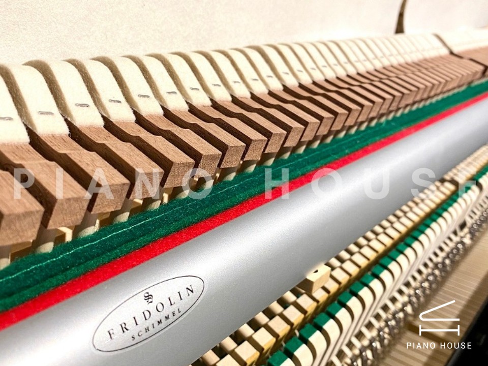 Fridolin Schimmel F130 Tradition (Ebony High Gloss)