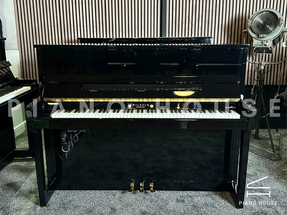 Wilhelm Schimmel W114 Tradition (Ebony High Gloss)