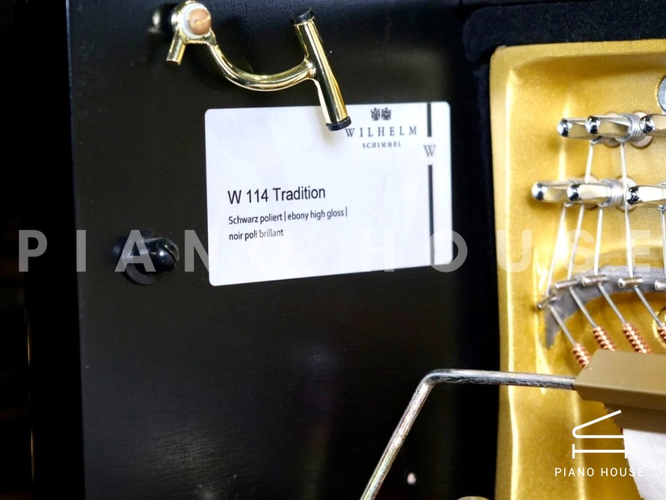 Wilhelm Schimmel W114 Tradition (Ebony High Gloss)