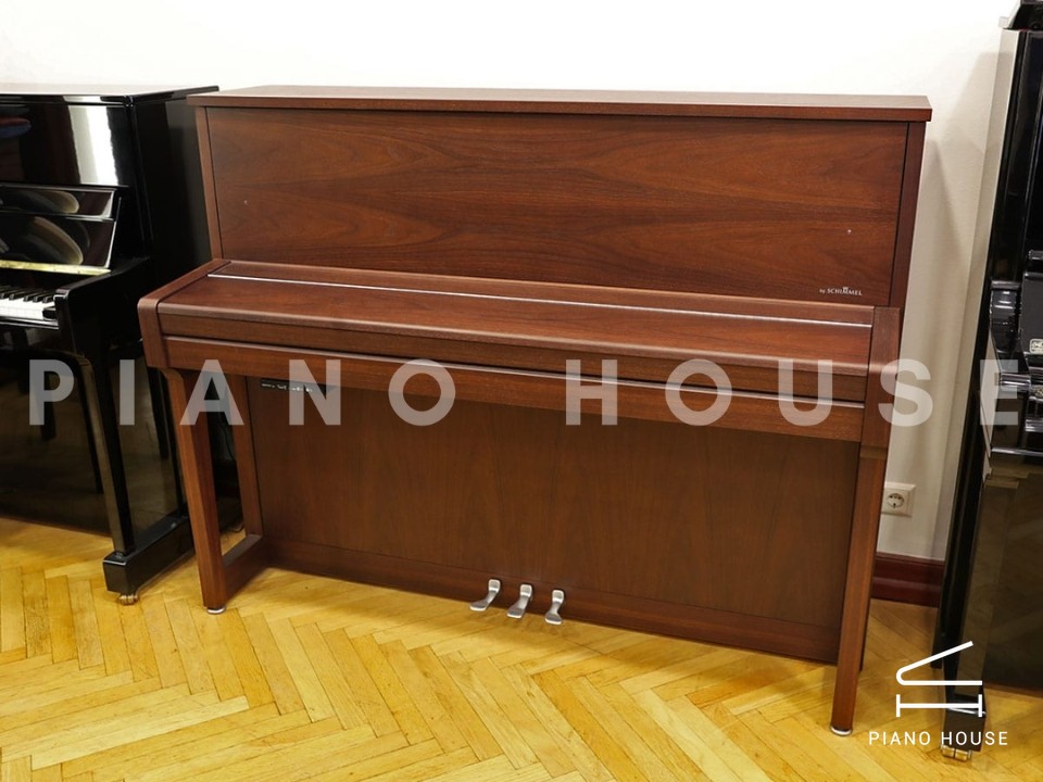 Wilhelm Schimmel W114 Tradition (Dark Walnut)