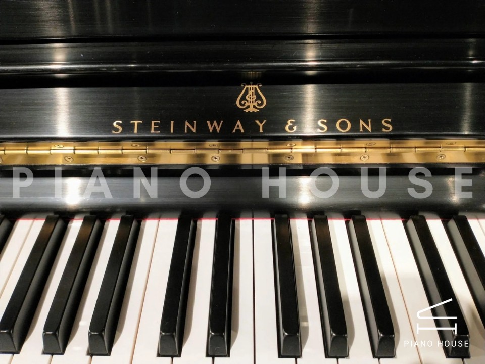 STEINWAY K-52