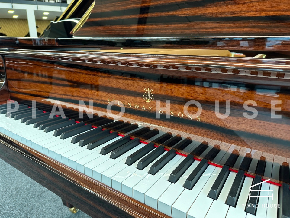 STEINWAY MODEL O-180