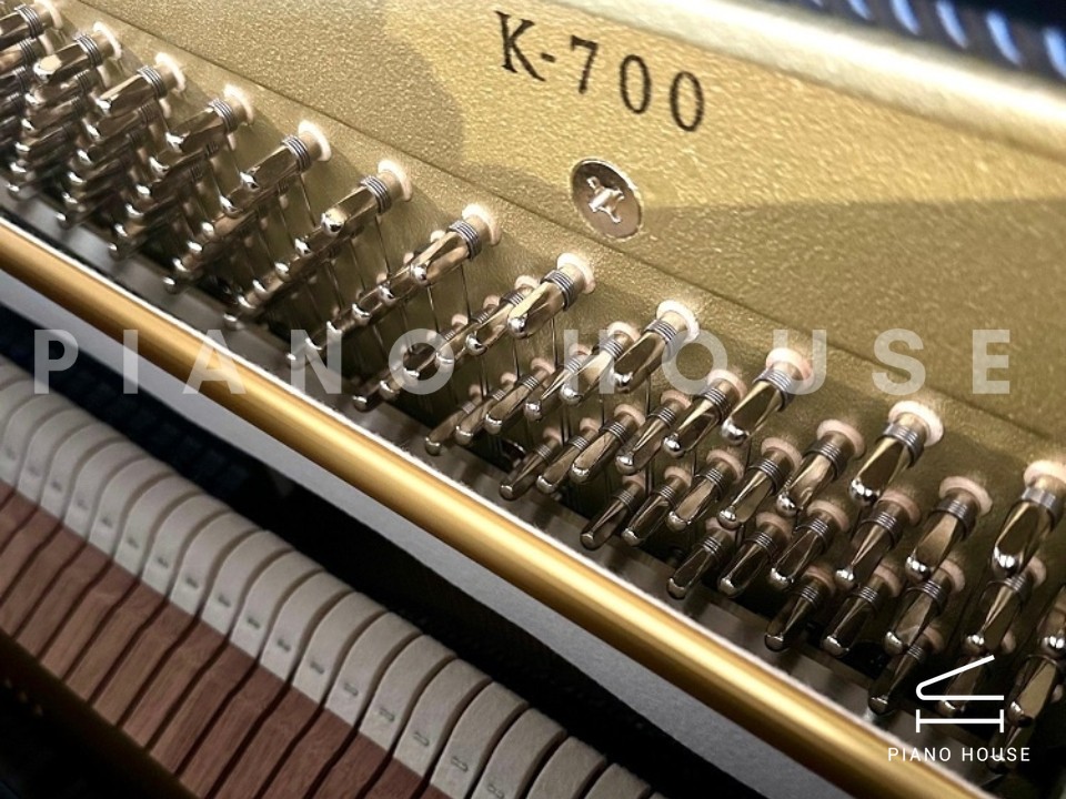 KAWAI K-700