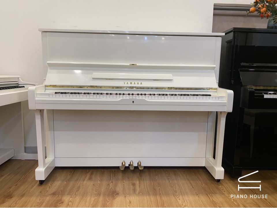 YAMAHA U1H WH