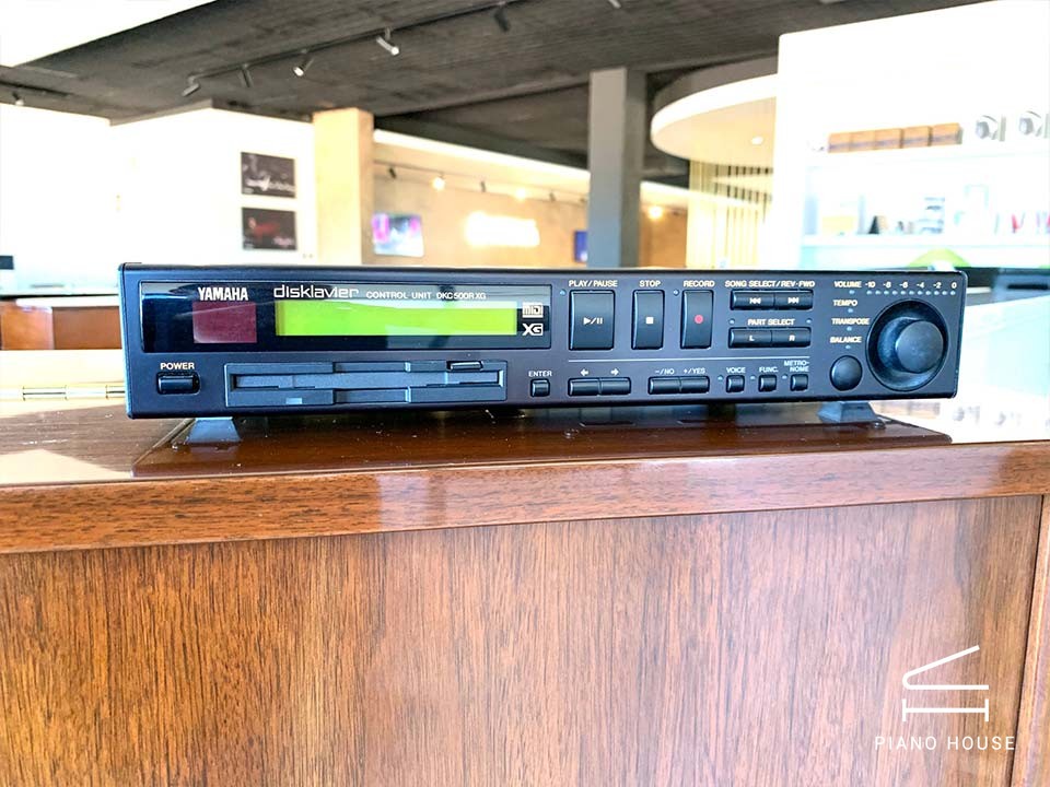 YAMAHA MX101 II Disklavier