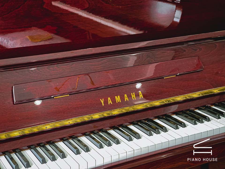YAMAHA U10BiC