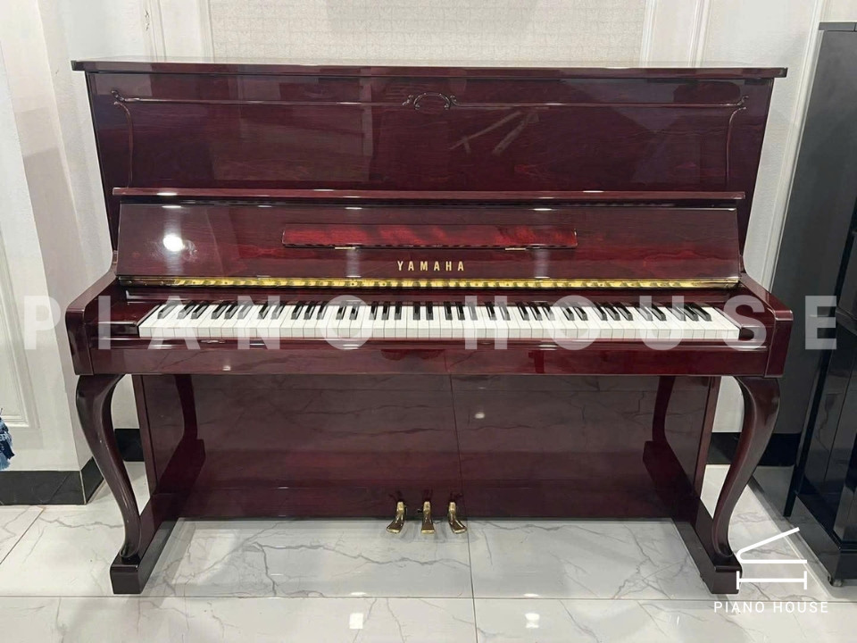YAMAHA U10BiC