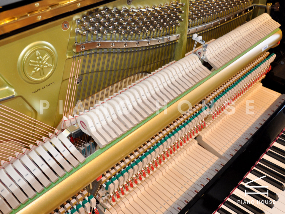 YAMAHA U1 TA2 TRANSACOUSTIC™