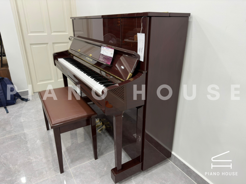 YAMAHA U1J PM