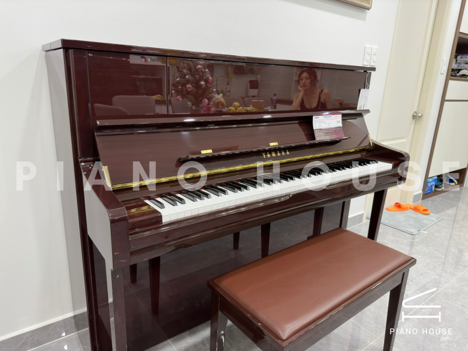 YAMAHA U1J PM