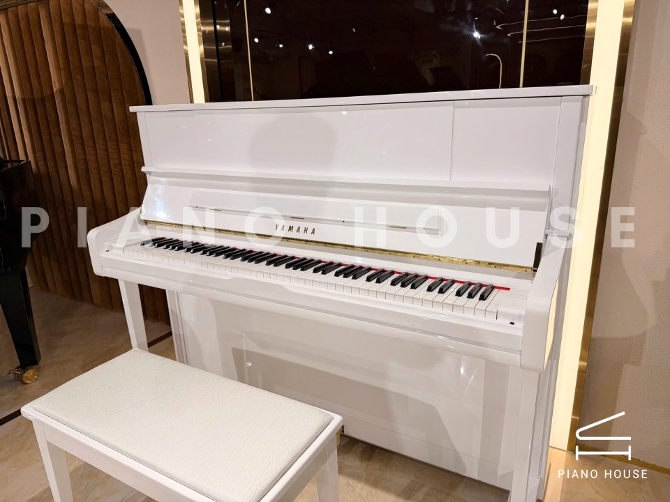 YAMAHA U1J PWHC