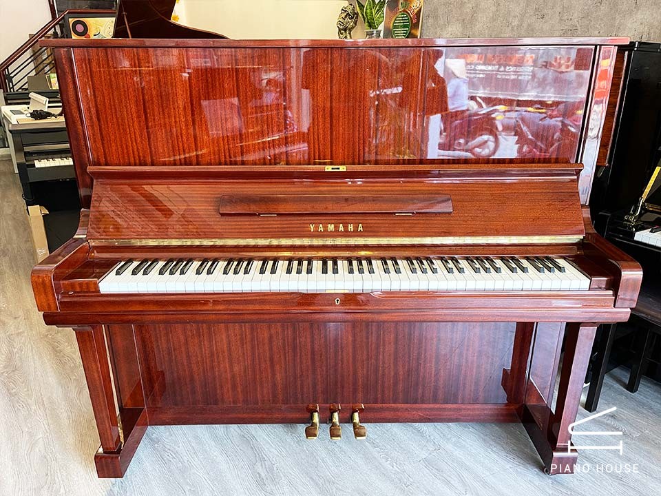 YAMAHA U3F Mh