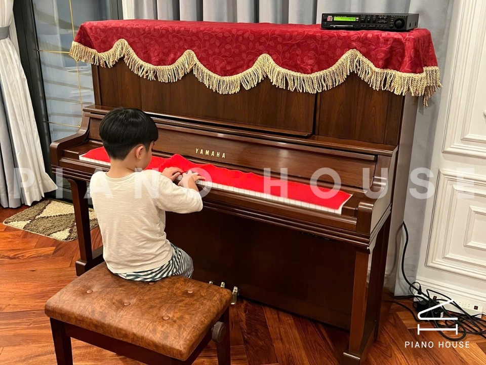 YAMAHA YU5 Wn (Autoplay + Silent)